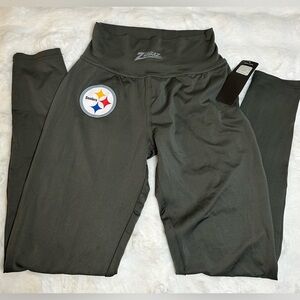 NWT! Women’s Steelers Gray Leggings with Steelers Logo